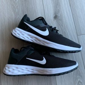 NIKE Revolution 6 Next Nature Running Shoe